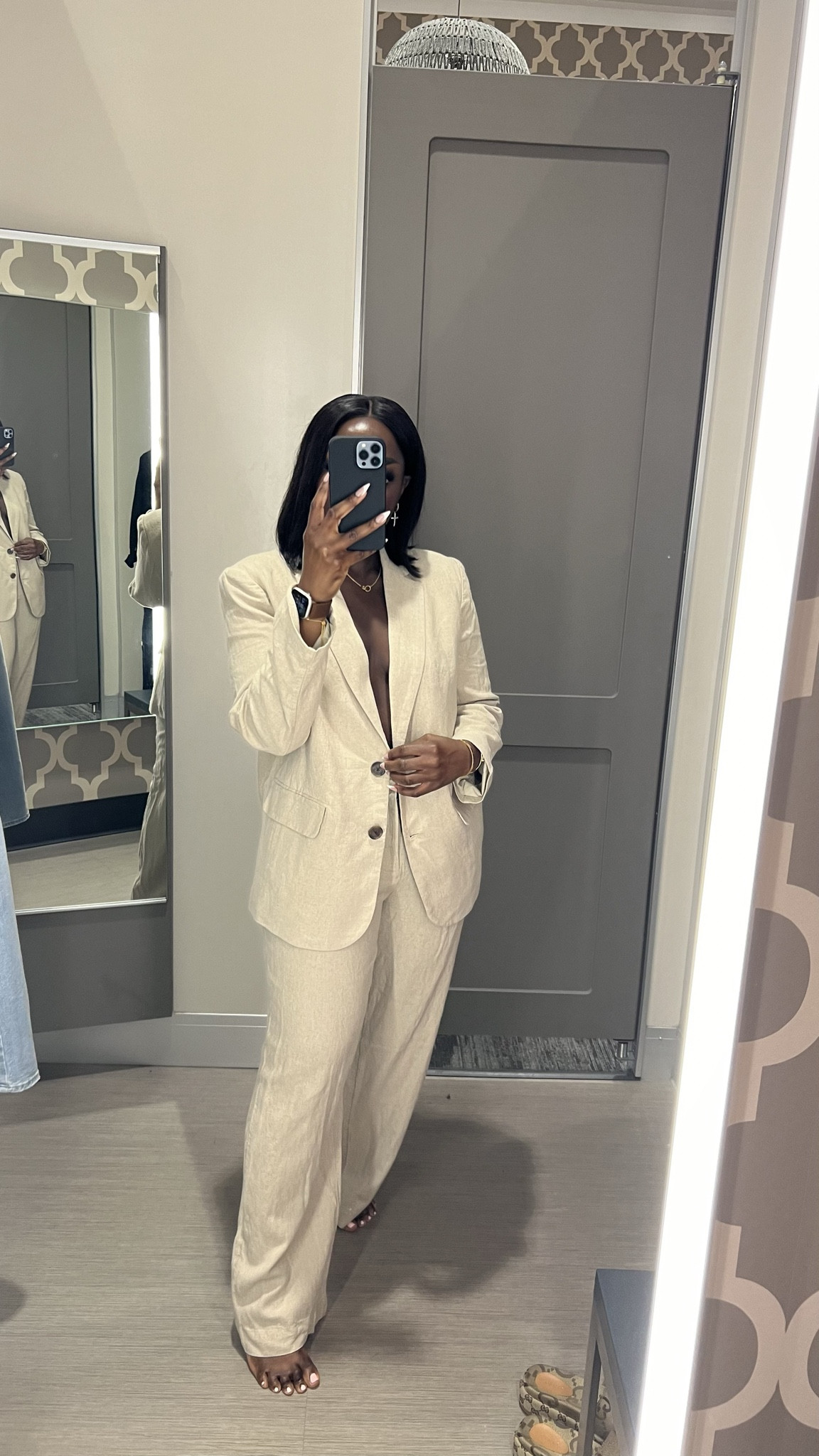 A suit just does it for me EVERYTIME and this linen like suit was a must for me. Wearing a Medium in the Jacket and 10 in the pants 

#LTKfindsunder100 #LTKstyletip #LTKfindsunder50