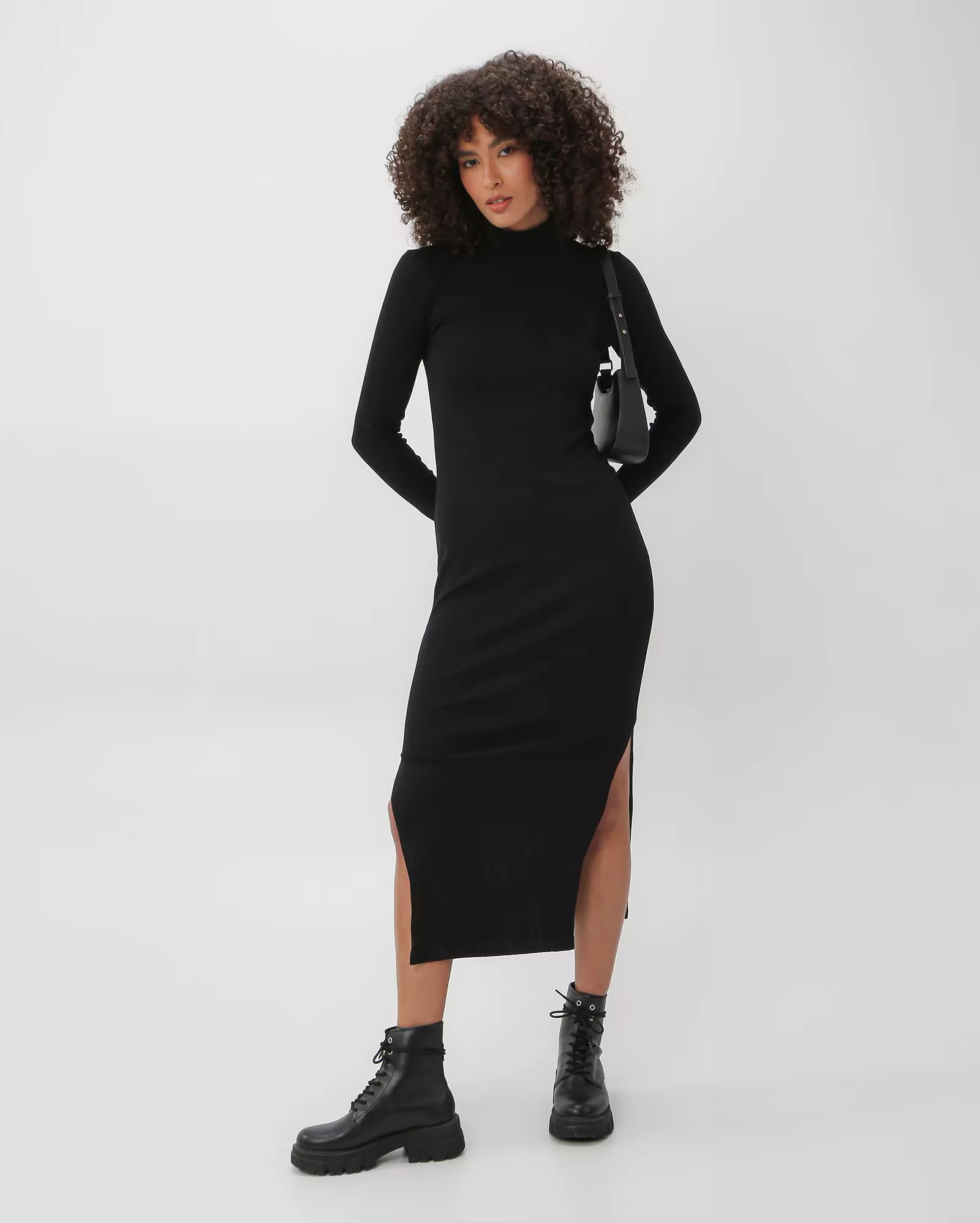 Vestido midi hot sale preto riachuelo