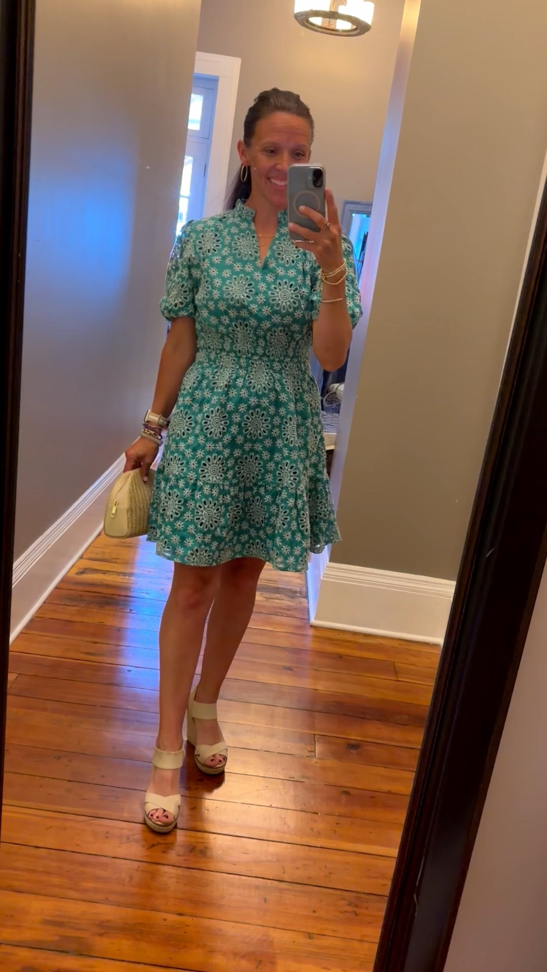 Summer dress - it’s flattering, smocked waist to give shape but not tight; cute collar and sleeves; more colors available 


#LTKstorytime #LTKvlog #amazon #summerdress#graduationpartyguest #wineryoutfit #floraldress #datenight

#LTKU #LTKOver40 #LTKSeasonal
