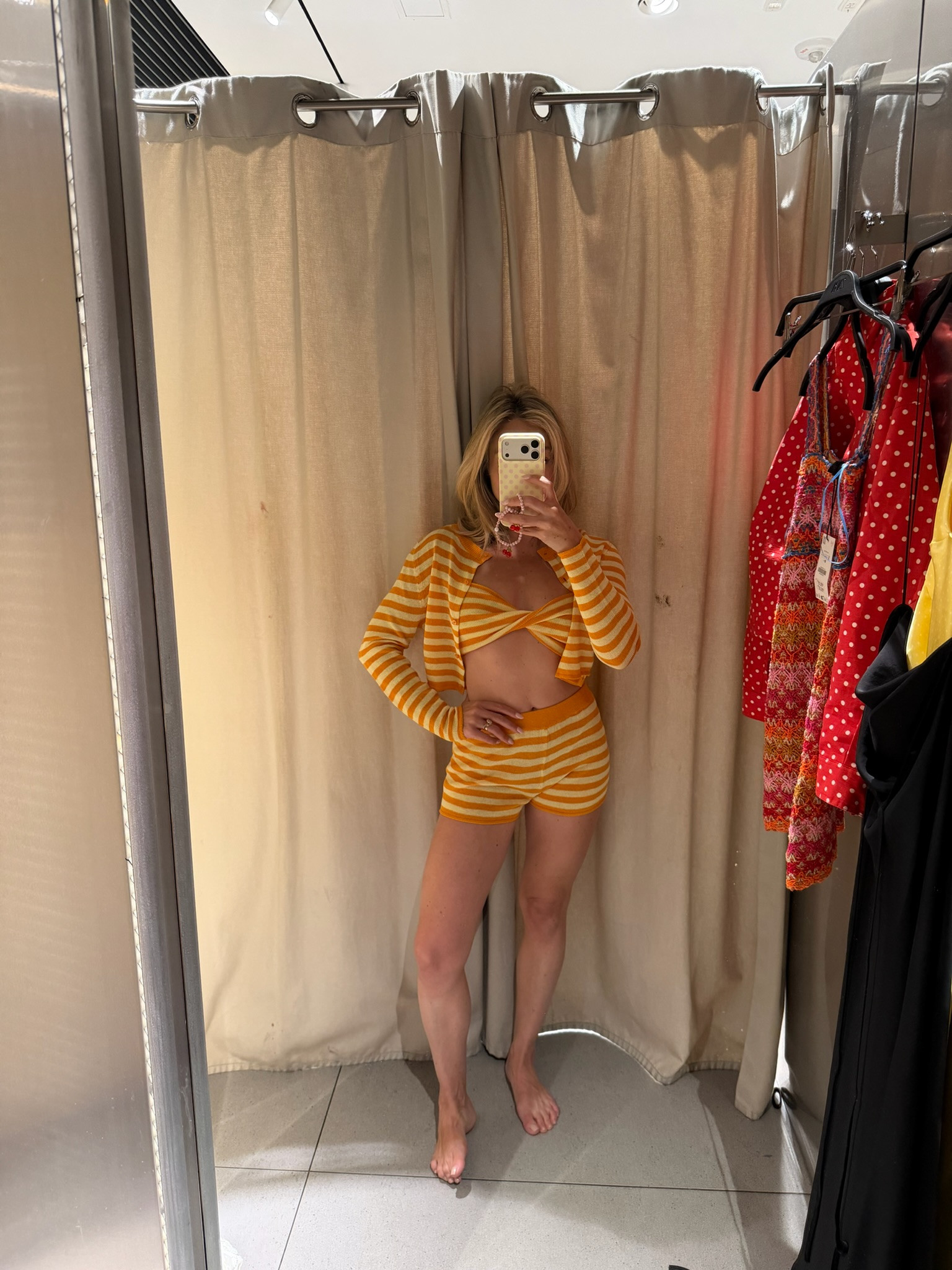 Yellow striped set
