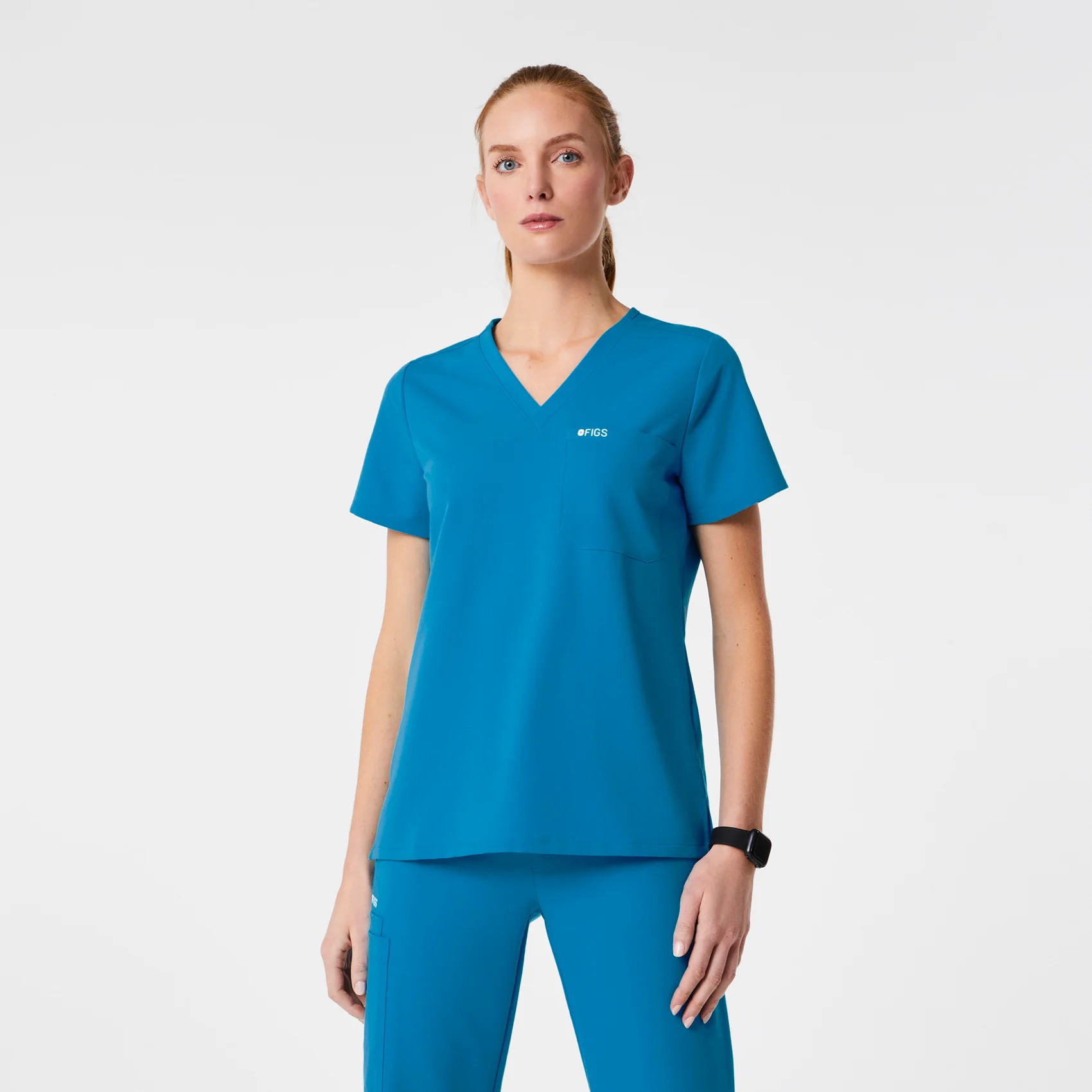 Women's Catarina One-Pocket Scrub Top™ - Extreme Blue · FIGS | FIGS