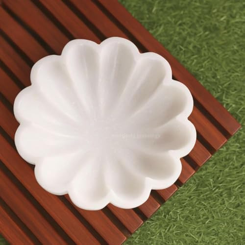 SWADESHI BLESSINGS HandCrafted Marble Decorative Bowl | White Ruffle Scalloped Fluted Key/Fruit R... | Amazon (US)