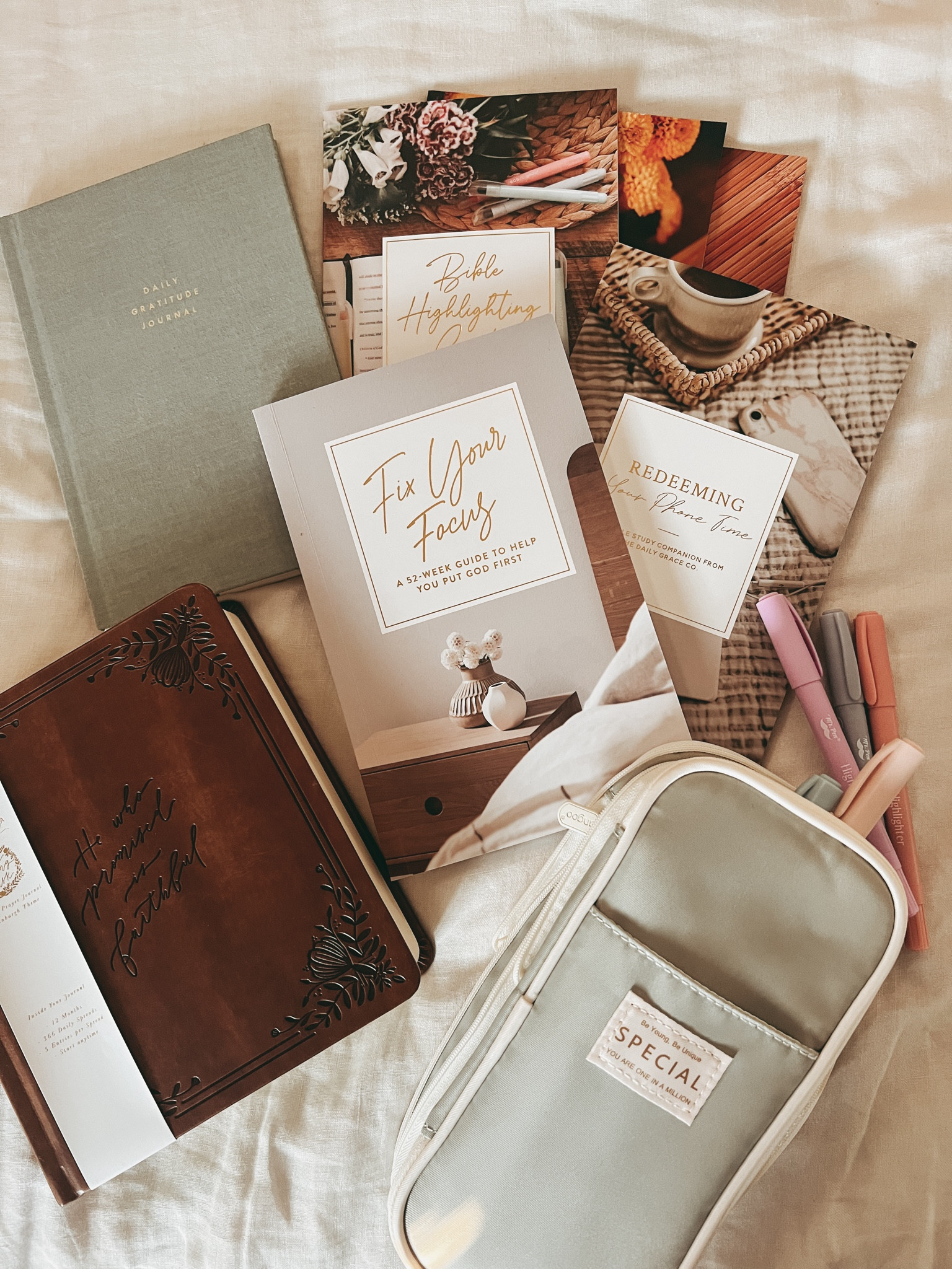 2024 Refresh | What’s in my morning basket? 

2024 reset, quiet time, Bible study, Bible reading tools, morning reading, gratitude journaling, prayer journal

#LTKfindsunder50 #LTKhome