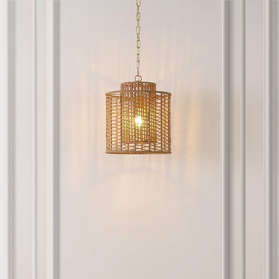SAFAVIEH Lighting Collection Ryoa Natural/Gold Adjustable Pendant Hanging Light Fixture, Ideal fo... | Amazon (US)