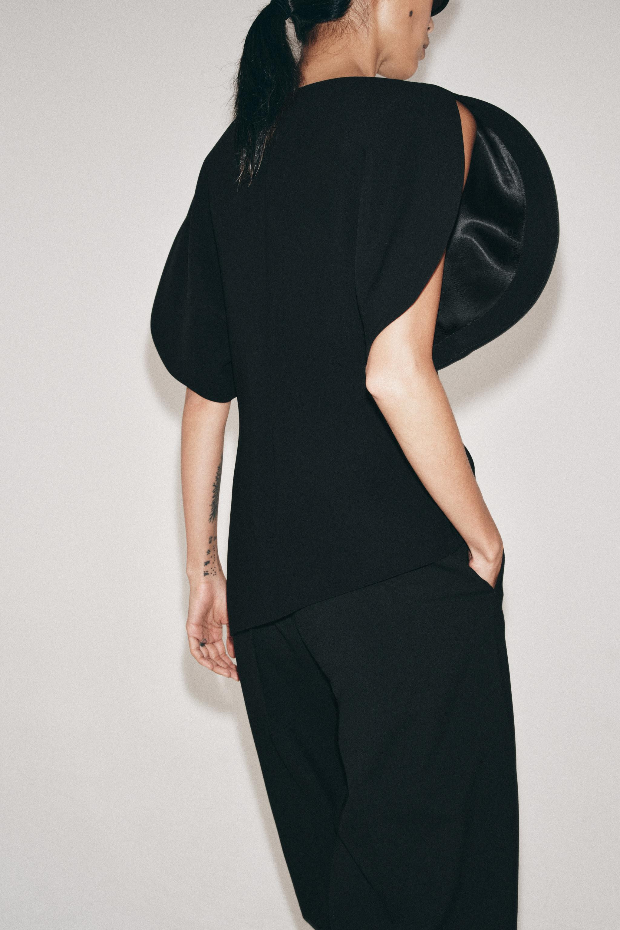 ZW COLLECTION PUFF SLEEVE TOP | Zara UK