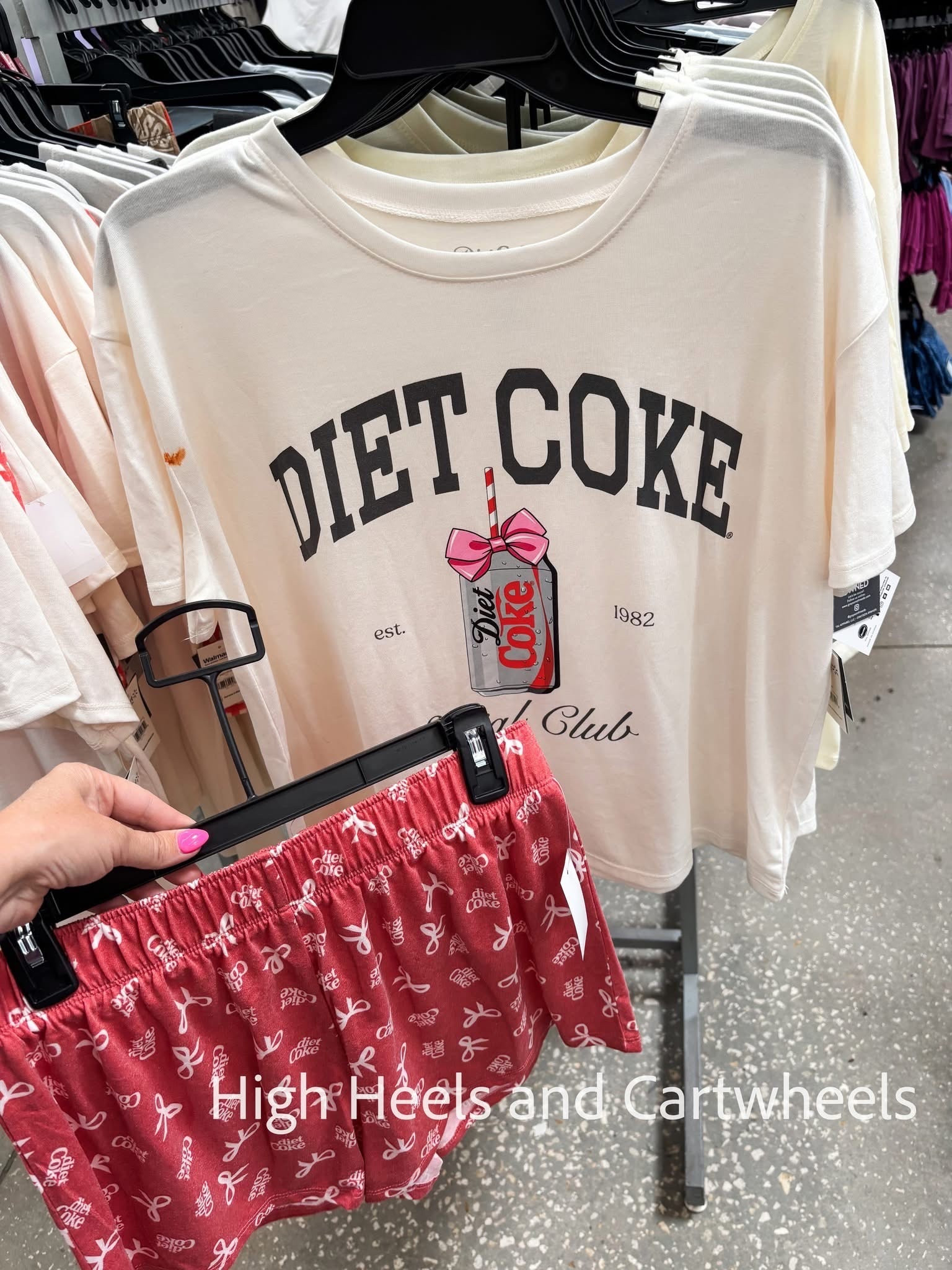 This comfy set was made for the Diet Coke girlies!