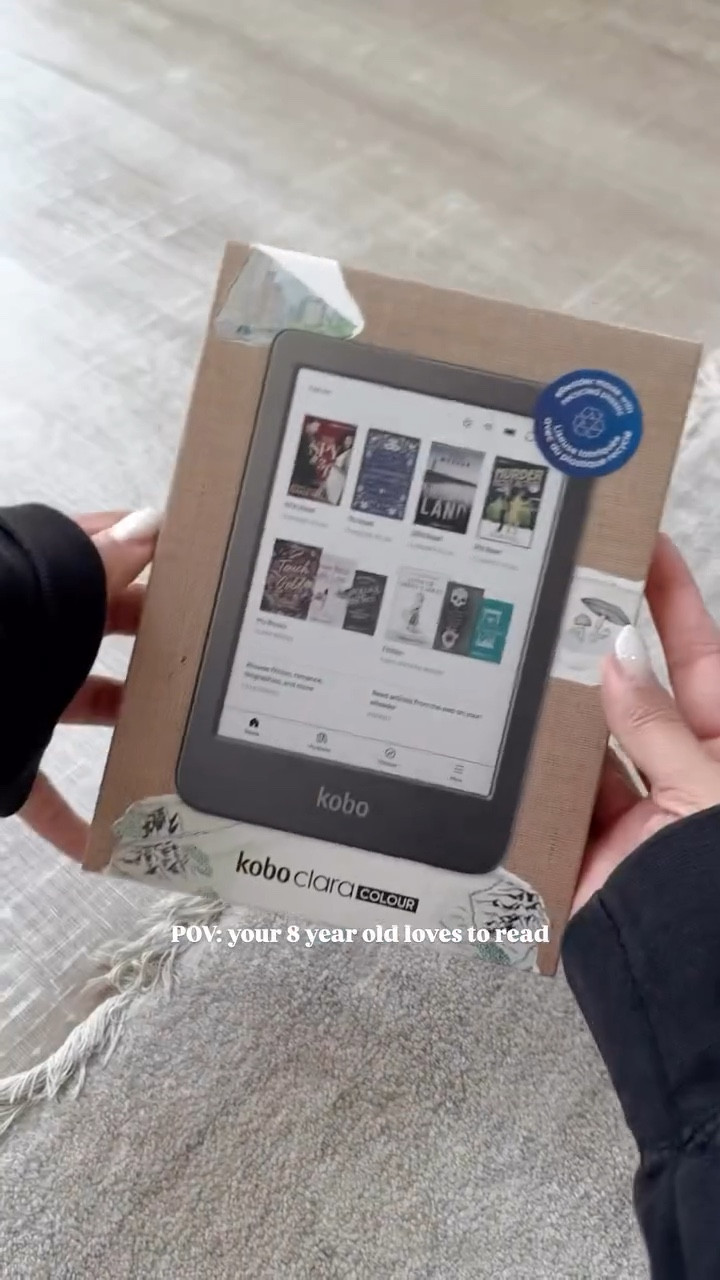 The BEST birthday gift for my little reader! 🥹📚
 
I got myself a Kindle Paperwhite last year and reading has become one of my favorite hobbies! At the same time I’ve watched Iya also fall in love with books asking to go to the library weekly, and she won an award at school for being the best reader in her grade 😭 mA!! 

She’s been asking for a kids kindle for her birthday and I was pretty set on getting that device but since she loves graphic novels I decided to go with the Kobo Clara Colour. It’s honestly PERFECT for her! It’s 6” just like the Kindle Basic but it’s waterproof and is beautiful full color 😍 it really looks like paper! It has built in Libby (Overdrive) integration which is fantastic since we love supporting our local libraries and each have our own cards. I’m not fully satisfied with Overdrive’s UX ugh but it does the job well enough for now, I can elaborate if you have questions.

Of course I had to put together the full bookish girly setup 😭 it’s perfect and she’s so happy!!! 🎀

Comment READ and I’ll DM you links for everything in our reading setups! 🤍

#kobo #kindle #bookish