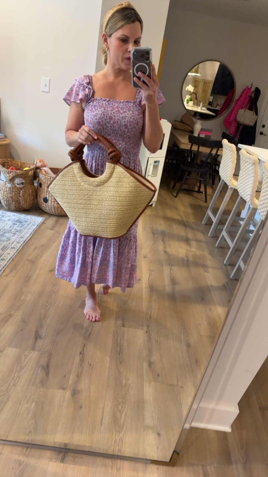 The cutest $22 bag ❤️

#LTKSeasonal #LTKPetite #LTKmomlife