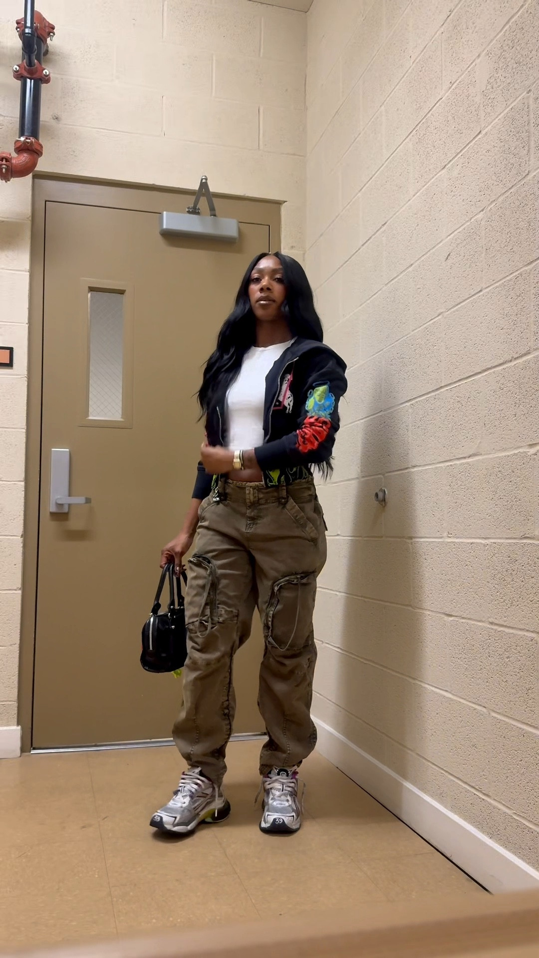 Wearing size small in pants! They’re from Free People & no longer sold but I linked a few on Poshmark in diff sizes ❤️

#LTKootd