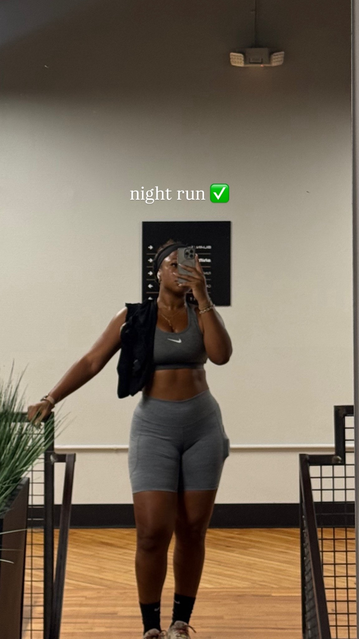 Medium top + XL shorts (these are cut so small! Size up) 

#LTKStyleTip #LTKFindsUnder50 #LTKActive