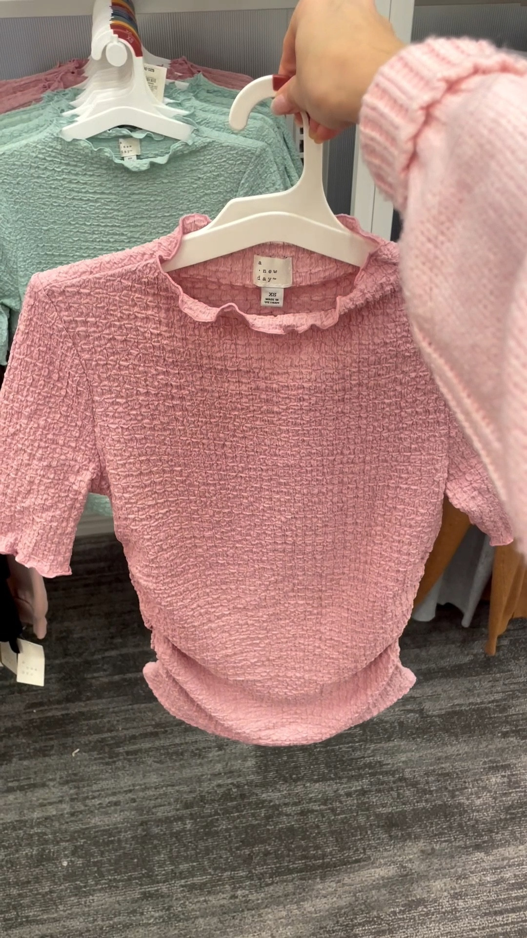 $20, not cropped and perfect for work or weekends 

#LTKFindsUnder50 #LTKootd #LTKSeasonal