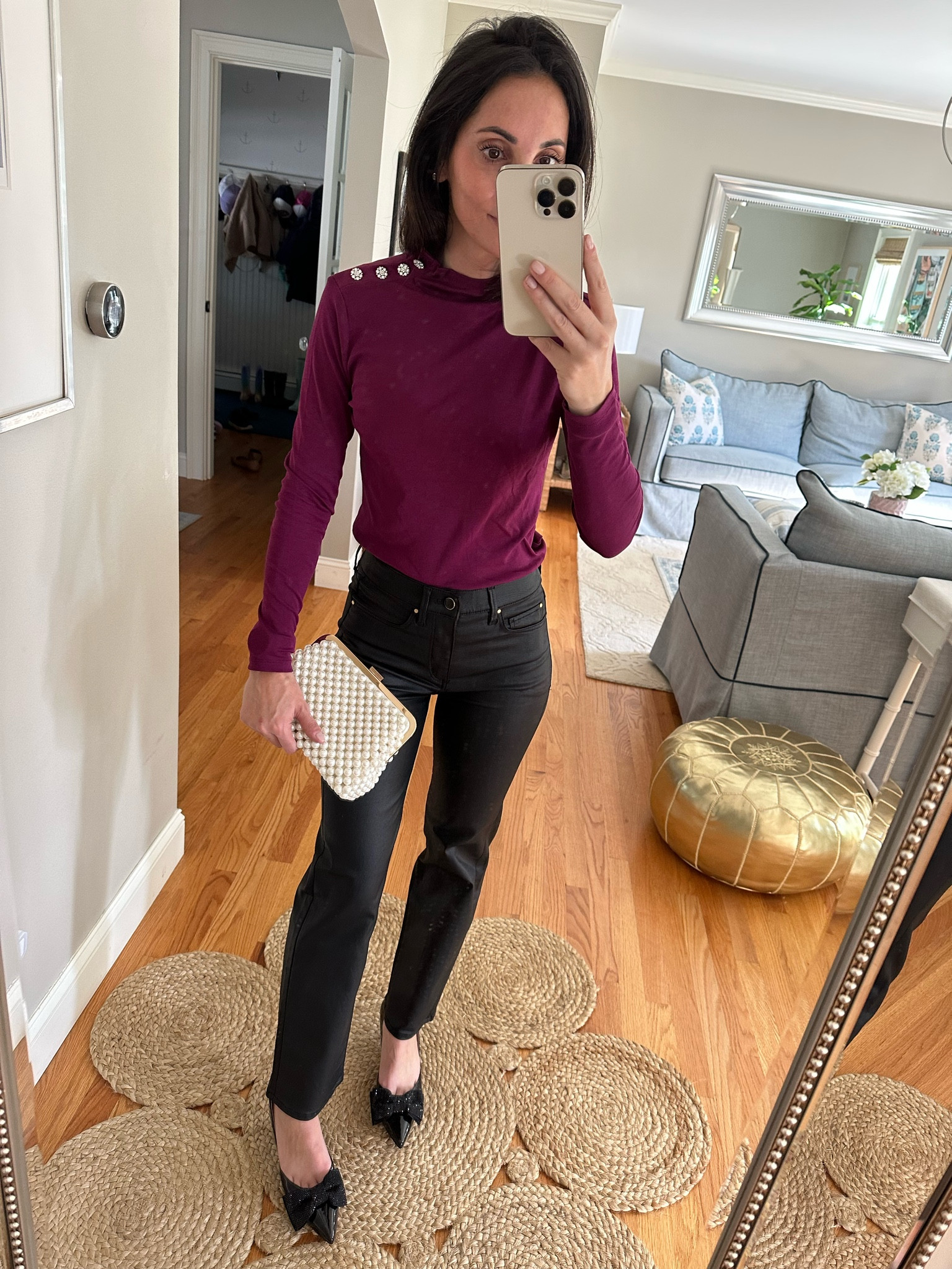 Xxs in top, xxs petite in jeans 


#LTKHoliday #LTKSeasonal #LTKHolidaySale