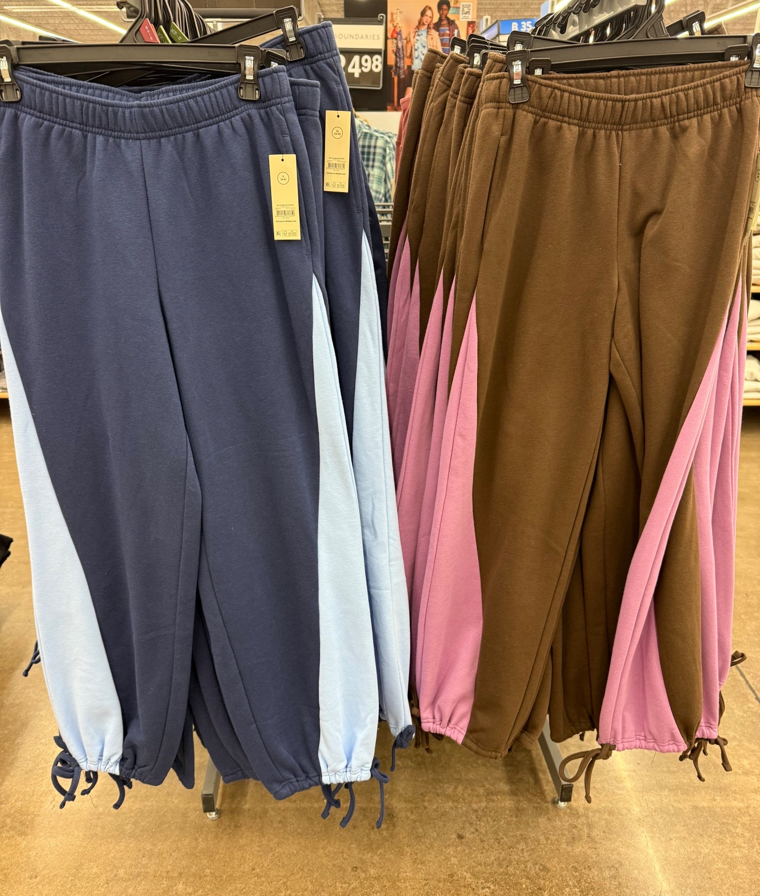 Walmart joggers


#LTKActive #LTKmomlife #LTKFindsUnder50