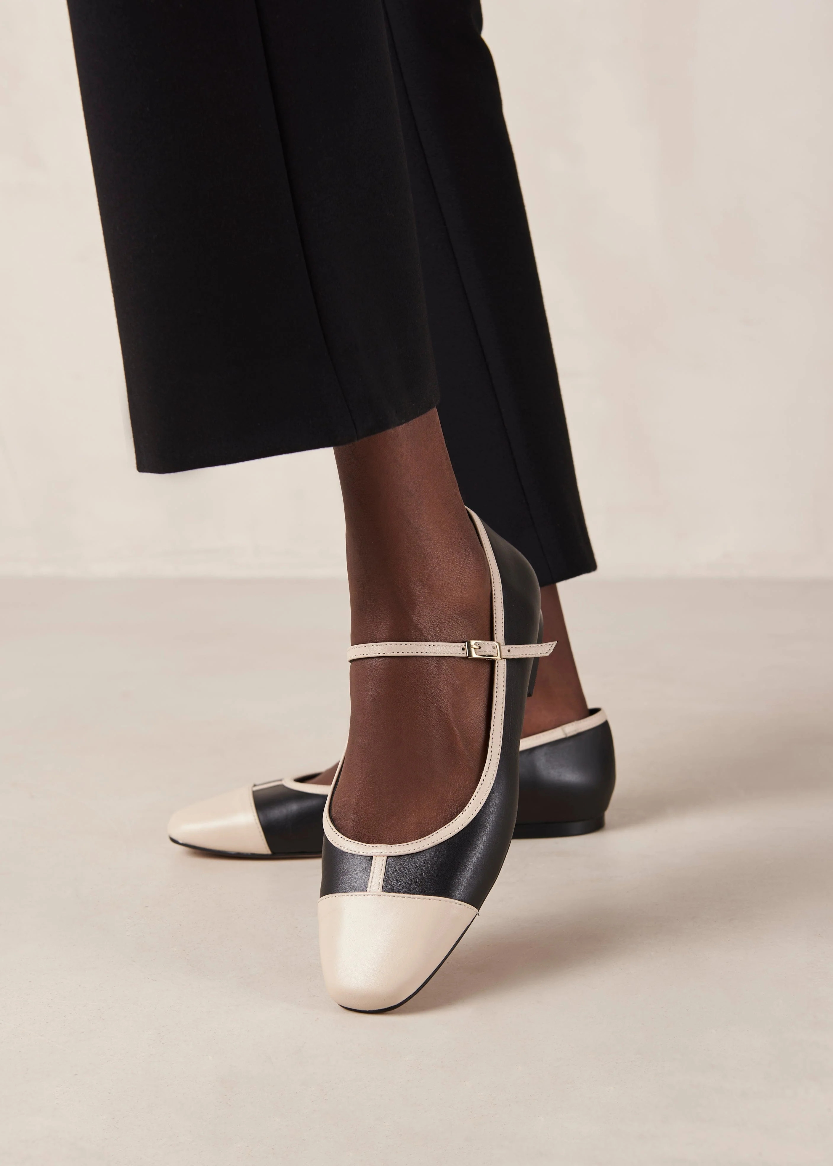 Agate - Black and Cream Leather Mary Jane Shoes | Alohas FR