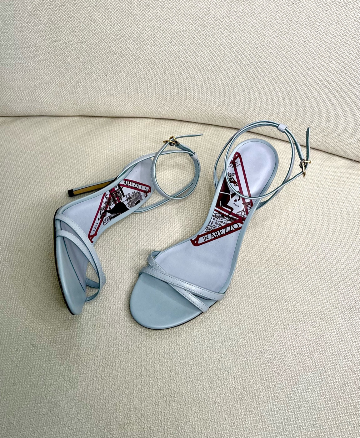 A coleção Arezzo in Arezzo está perfeita 🤩 10% de desconto na ZZMALL com cupom ZZCUPOM604 🏷️

#LTKbrasil #LTKbag #LTKshoes