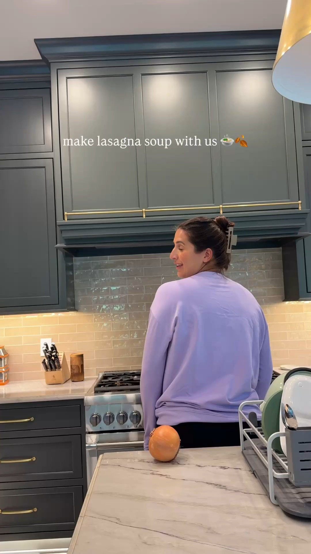 Shared my fave lasagna soup recipe! Wearing the cutest hocus pocus sweatshirt to surprise Jackson (it’s his fave movie right now lol)
