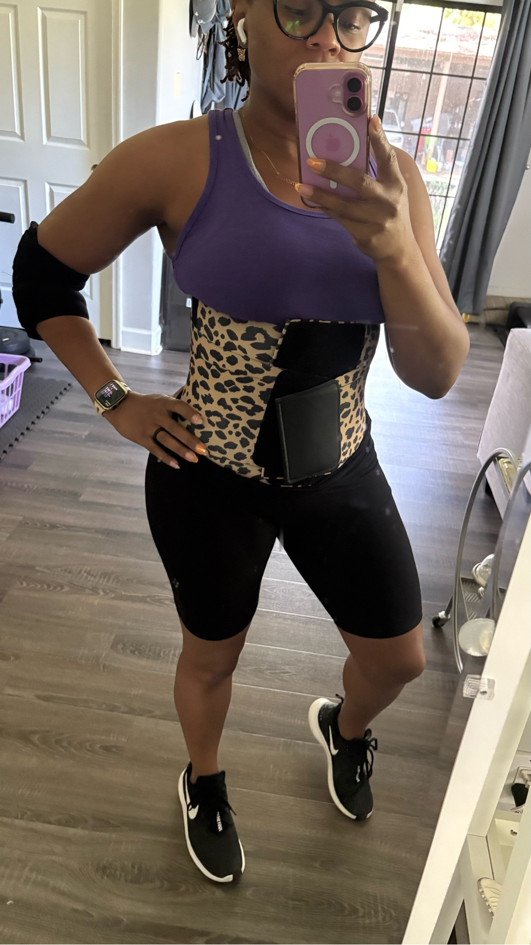 FeelinGirl waist trainer. Wearing size small 5’4 , 149lbs. Sold on TikTok shop and Amazon.

#LTKActive #LTKOver40