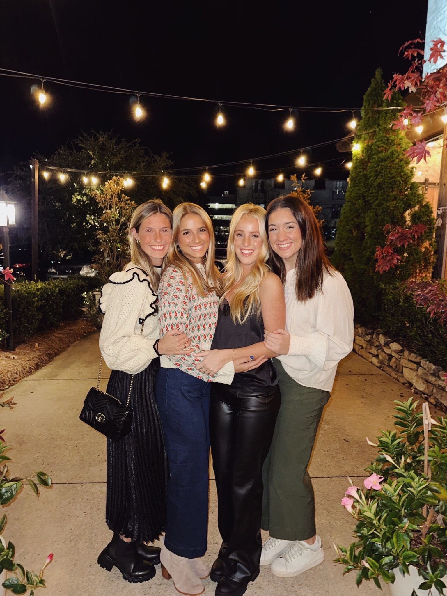 Winter dinner outfits!🖤

#LTKstyletip #LTKSeasonal