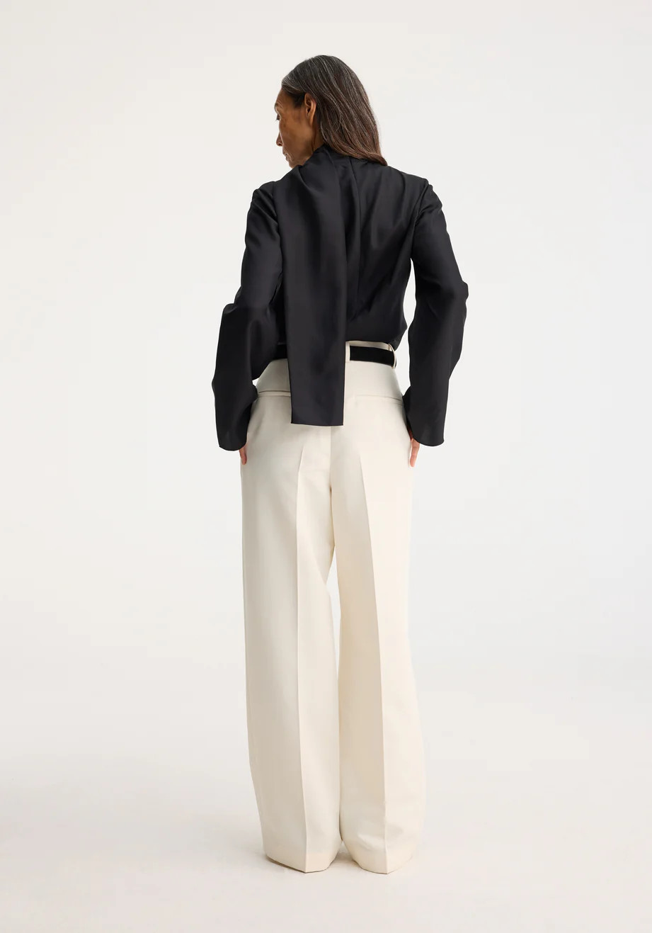 silk foulard top | black | Rohe