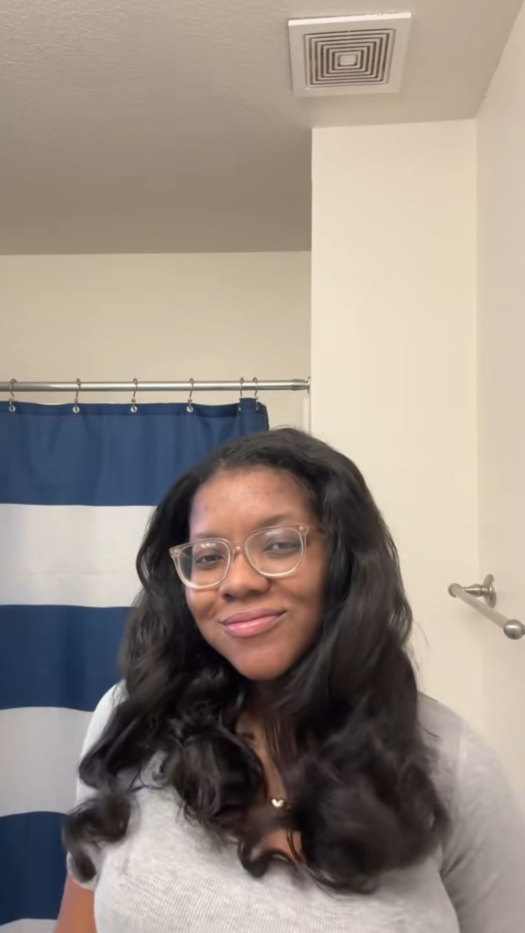 Heatless overnight curl unboxing✨

I like for my silk press to have a little bit of curl to it so heatless curls overnight is the easiest way to achieve that!

I tested out these scrunchies by Yanibest and they seemed to do the trick.

#LTKgrwm #LTKselfcare #LTKBeauty