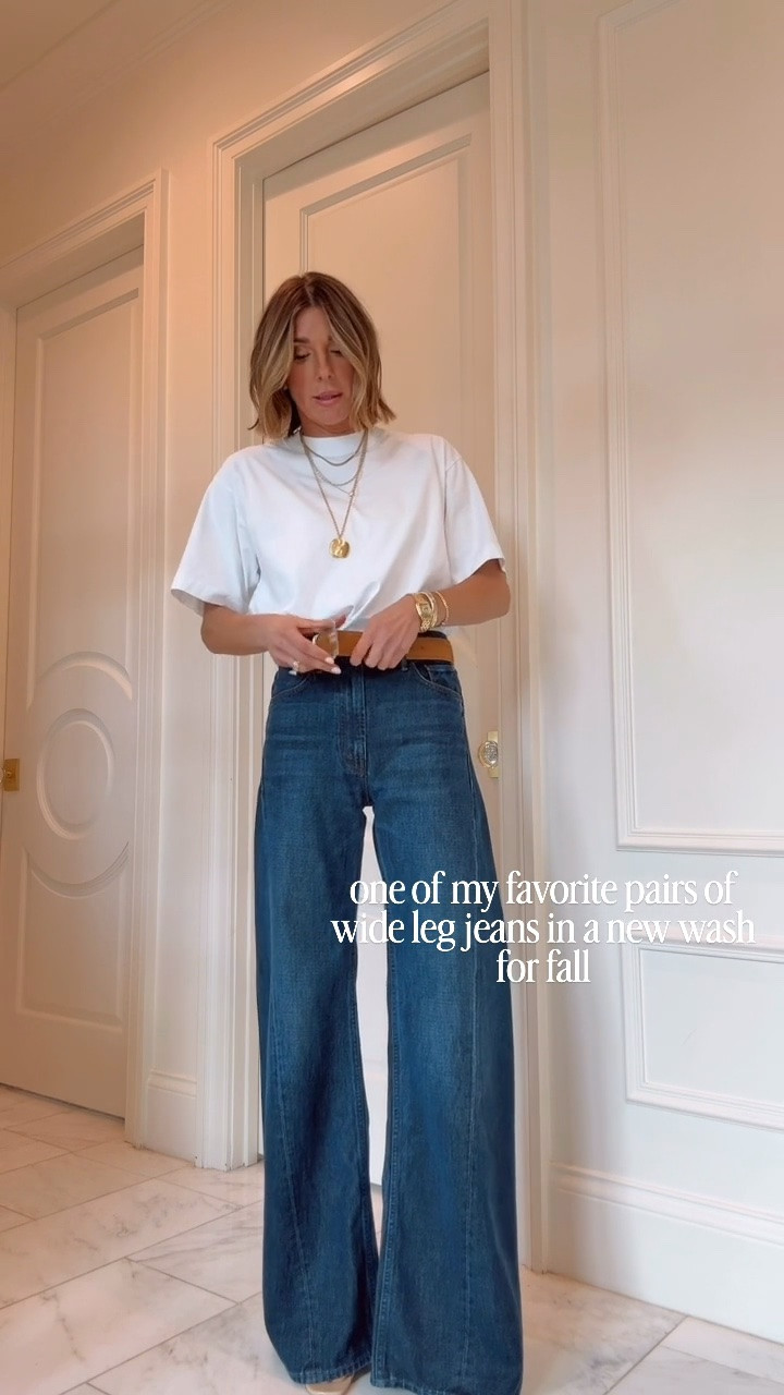 One of my favorite pairs of wide leg jeans for fall. I suggest sizing down one size