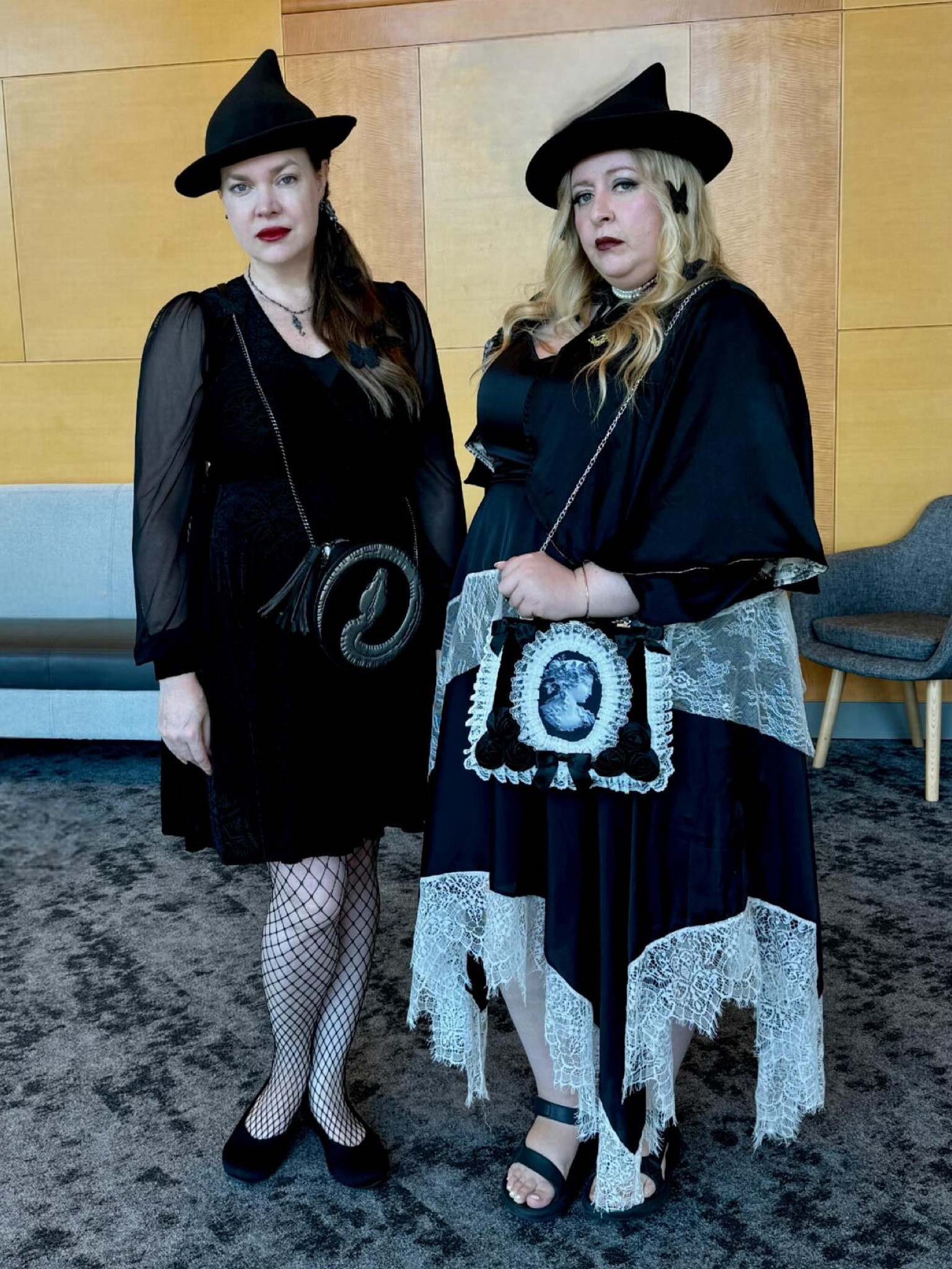 🦇 Gothbatons looks for LeakyCon! It was fun to join the death eaters for a day. 💀🕷️ 

#LTKStyleTip