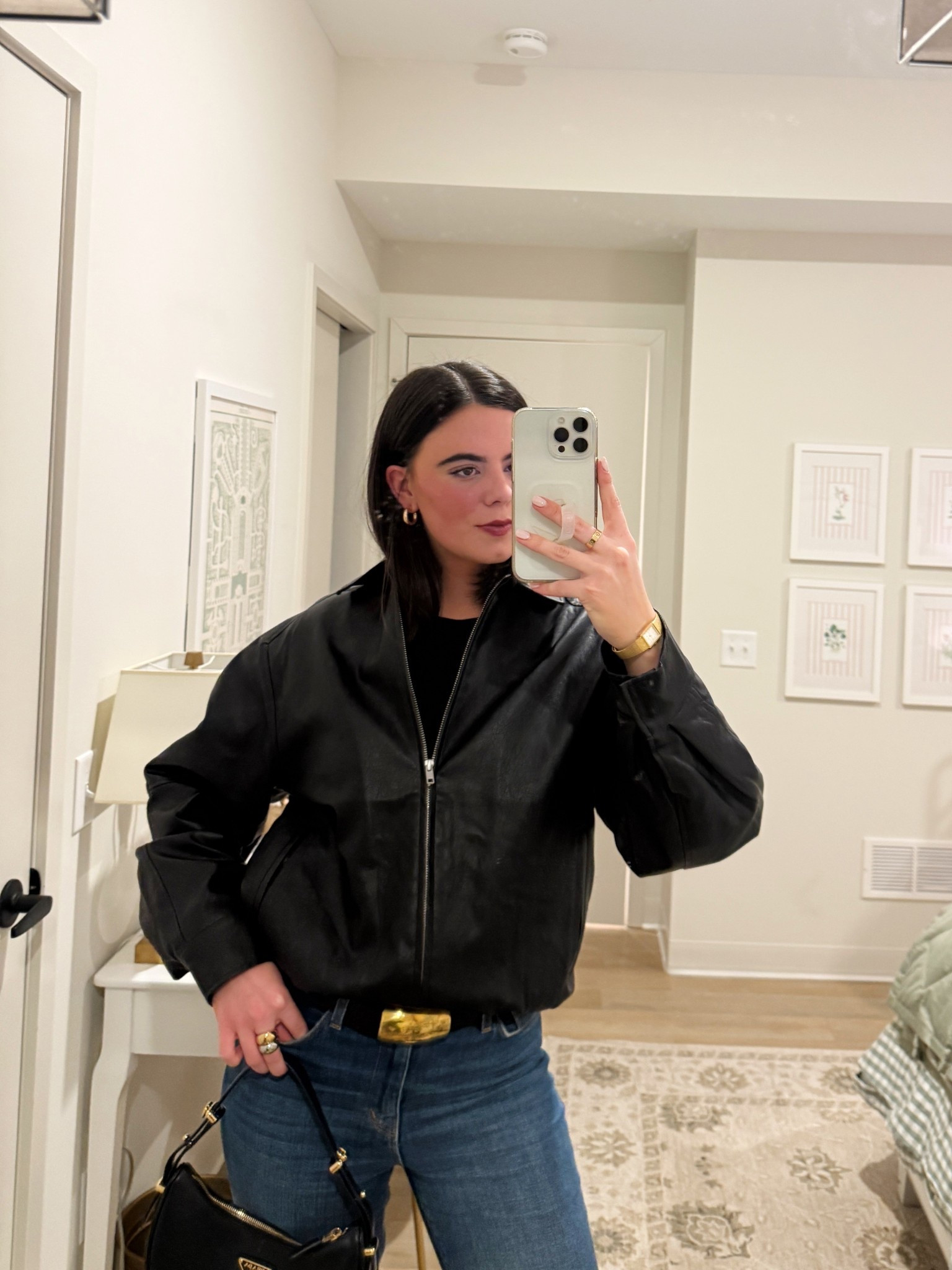 Going out look! Wearing my favorite jacket from Oak and Fort! 