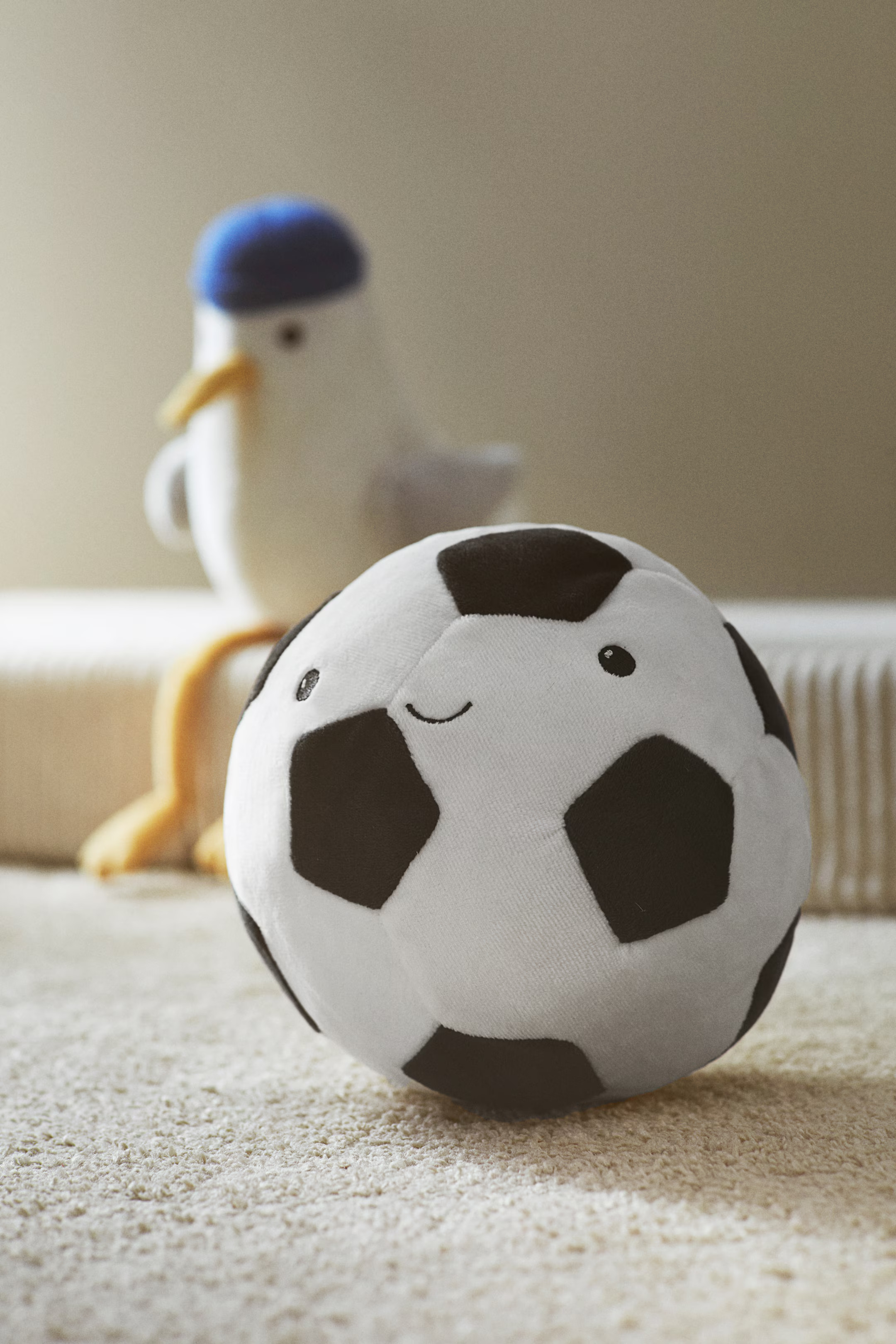 Soft Toy Ball | H&M (US + CA)