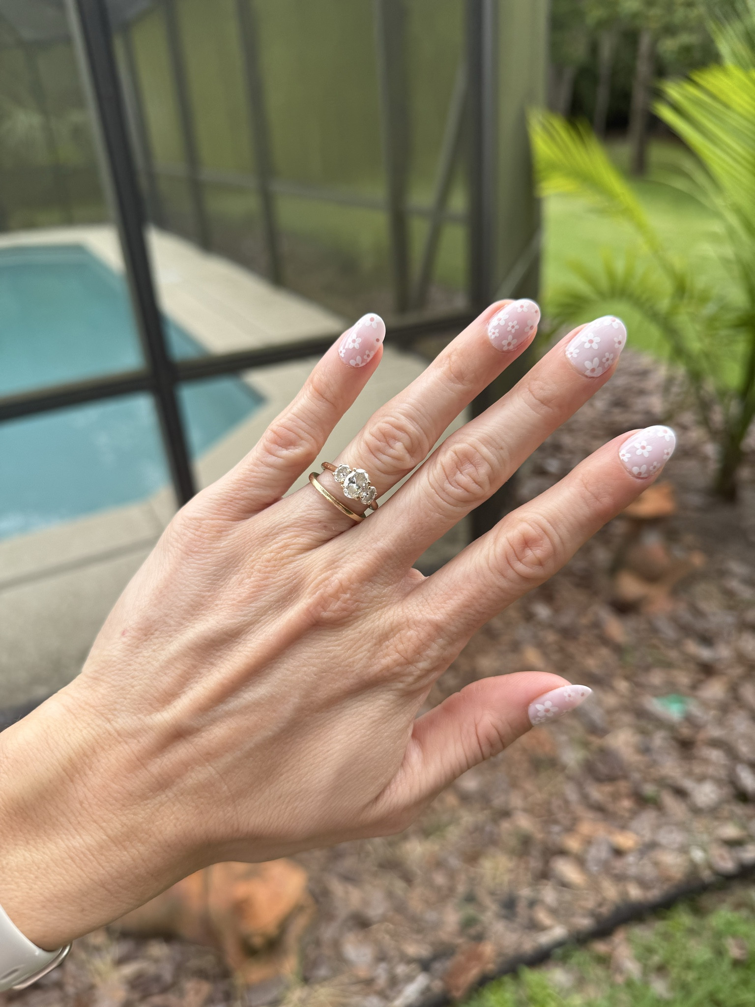 Perfect Valentine’s Day nails! 
They’re glue on, you can apply them quickly, and they last me 2-3 weeks! 


#LTKgrwm #LTKselfcare #LTKValentine