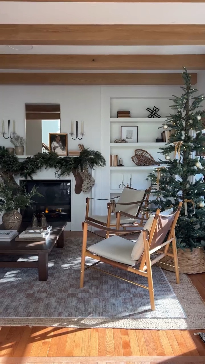 🎄It’s beginning ✨

We’re still working on decorating the rest of the house but so far this room is my favorite! 🤩 

🔗Comment SHOP for links! 

#tistheseason #holidaydecorating #manteldecor #christmasmantel #holidaydecor #christmasdecor #neutralchristmas #neutralhome #neutraldecor