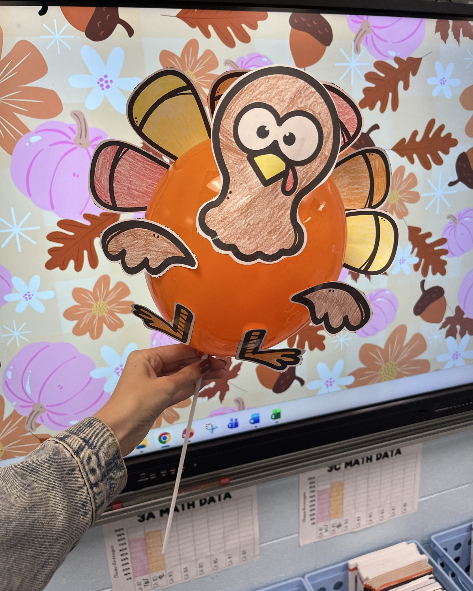 Balloons over Broadway. My favorite classroom activity before thanksgiving break! If you are looking for a fun before break activity for your students I cannot recommend this one more! DM me on social and I will share the link to the templates I use! 

#LTKKids #LTKHoliday #LTKSeasonal