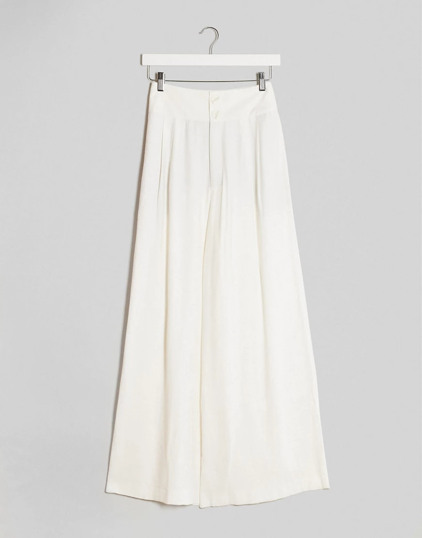 Stradivarius wide leg pants in white | ASOS (Global)