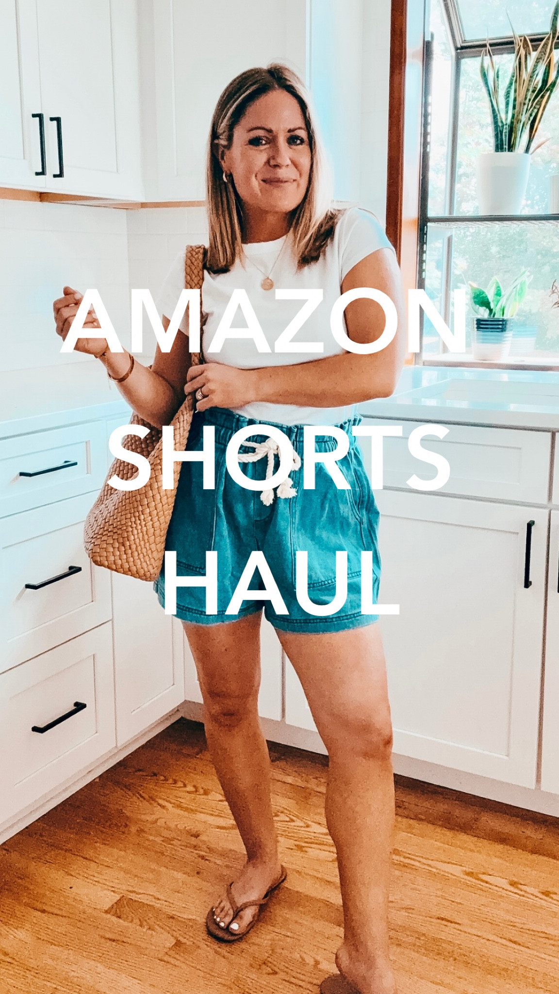 Amazon Summet Shorts Haul!

Sizing info:
-light wash paper bag denim shorts: 6 (recommend sizing up)
-dark wash paper bag shorts: 8 
-green linen like shorts: S
-light wash A-line denim shorts: wearing a L but could do a M ( size up!)
-denim paper bag waist: S

#LTKSaleAlert #LTKootd #LTKPetite