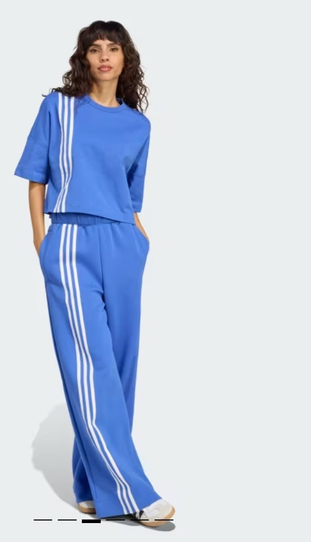 Adidas Off Placed pants💙

#LTKSaleAlert #LTKFindsUnder100 #LTKStyleTip
