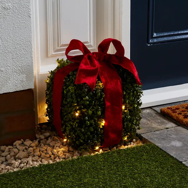 Light Up Artificial Boxwood Parcel | Dunelm