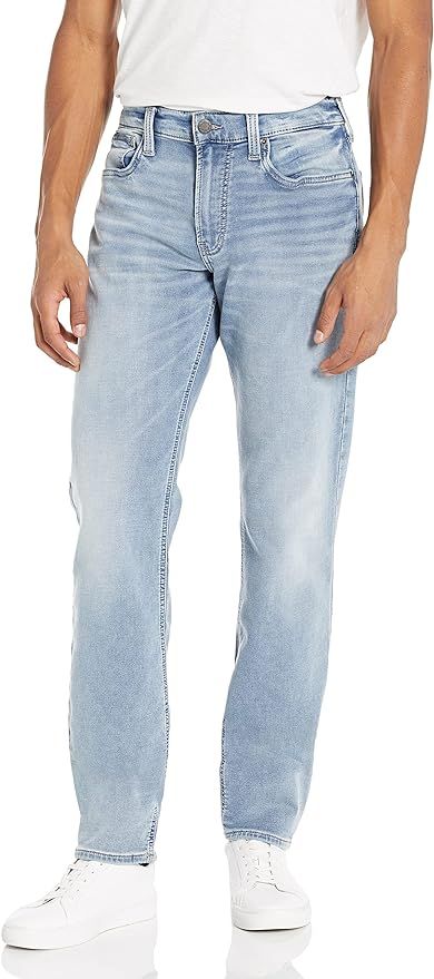 Silver Jeans Co. Men's The Athletic Fit Tapered Leg Jeans | Amazon (US)