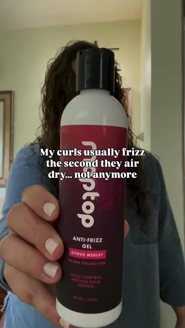 As a curly hair mom, finding something that defines my curls without making them crunchy is a win. The @moptophair MopTop Anti-Frizz Gel kept my curls smooth, soft, and actually controlled the frizz while air drying. 

#moptop #curlyhair #frizzcontrol #curlyhairroutine #gifted