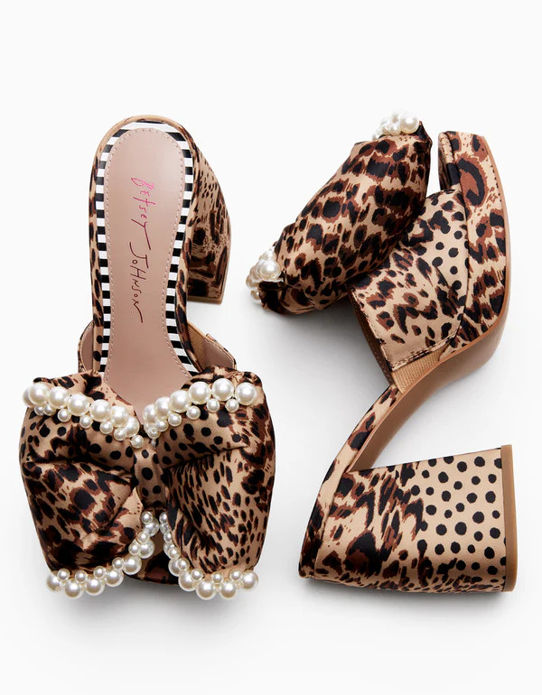 MACCIE LEOPARD | Betsey Johnson
