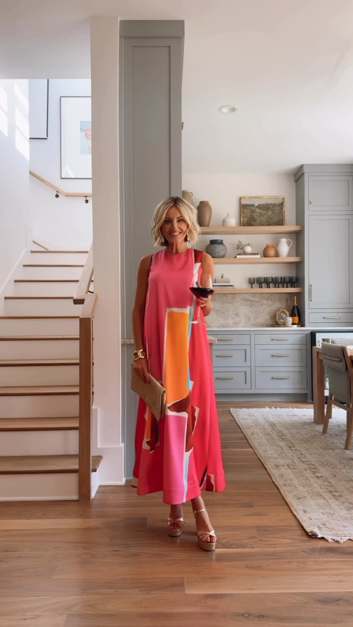 The colors in this dress are stunning 💕 wearing XS.

Loverly Grey, summer wedding guest dress, wedding guest outfit idea, Crosby 

#LTKStyleTip #LTKSeasonal #LTKWedding