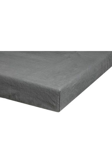 H & M - Washed linen fitted sheet - Gray | H&M (US + CA)