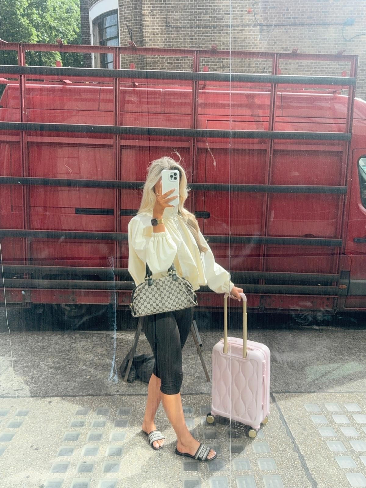 Travel OOTD ✈️

#LTKsummer #LTKstyletip #LTKshoes
