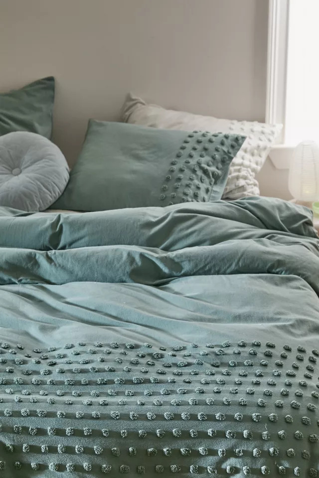 Tufted Dot Duvet Cover | Urban Outfitters (US and RoW)