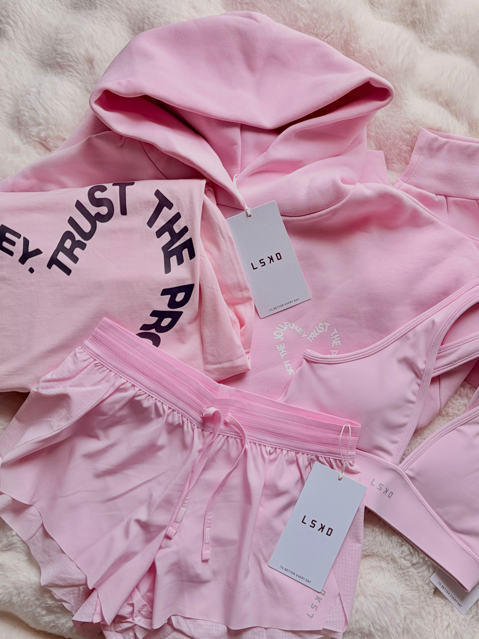 @LSKD I love you sm🫶🏻💕🌸

#LTKfitnessgoals #LTKActive #LTKSaleAlert