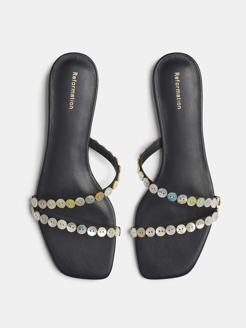 Shoshana Flat Sandal | Reformation (Global)