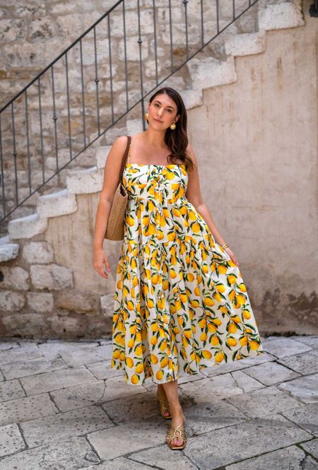 J.Crew Lemon Dress size 14

Summer dress | maxi dress | lemon printed dress | linen dress | straw tote | gold sandals |

#LTKSeasonal #LTKMidsize #LTKU