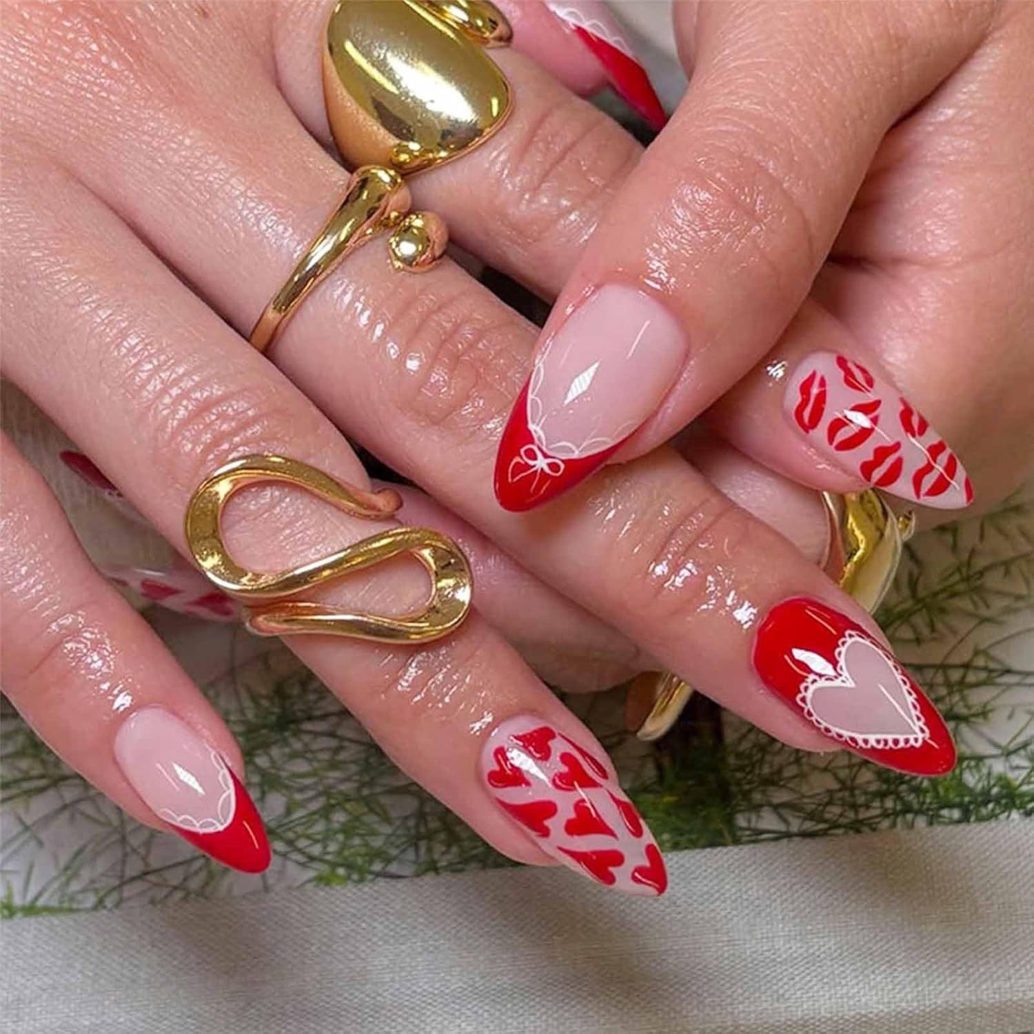  💕💅✨
Soft pinks, reds, hearts, and all the cute love-day vibes to kick off the season right.
I linked all my favorite Valentine’s nail picks on LTK so you can start planning your nail looks early and stay cute all February!

#valentinesnails #nailinspo #valentinesdayvibes #nailgoals #pressonnails #diy­nails #beautyfinds #LTKbeauty #LTKfinds #LTKsale #shoppingfavorites #onlineshopping #valentinesshopping #ShoppingWithPriiincesss #Atlantamom #AtlantaCreator #Atlantacontentcreators

#LTKBeauty #LTKHoliday #LTKGiftGuide