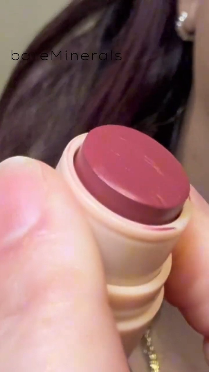 This is your "no makeup makeup" in one stick
Cheeks + lips in seconds with a dewy, natural finish that actually looks like skin.
It blends so easily and gives that fresh, healthy flush without looking heavy or overdone.
Link is in my bio if you want to try it.  #makeuptok #beautyfinds
#makeup #lips #cheeks 

#LTKBeauty #LTKgrwm #LTKOver40
