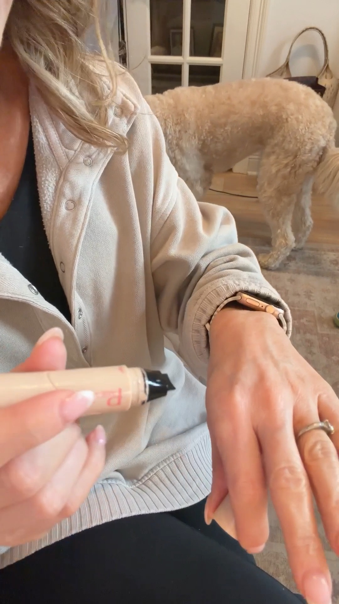 Cool little beauty tool! It’s an eyeliner stamp to give you that winged look. I struggle to draw mine on well enough and love that this does it for you. Comes in black and brown.

Skincare, beauty finds, grwm, makeup finds

#LTKBeauty #LTKgrwm #LTKselfcare