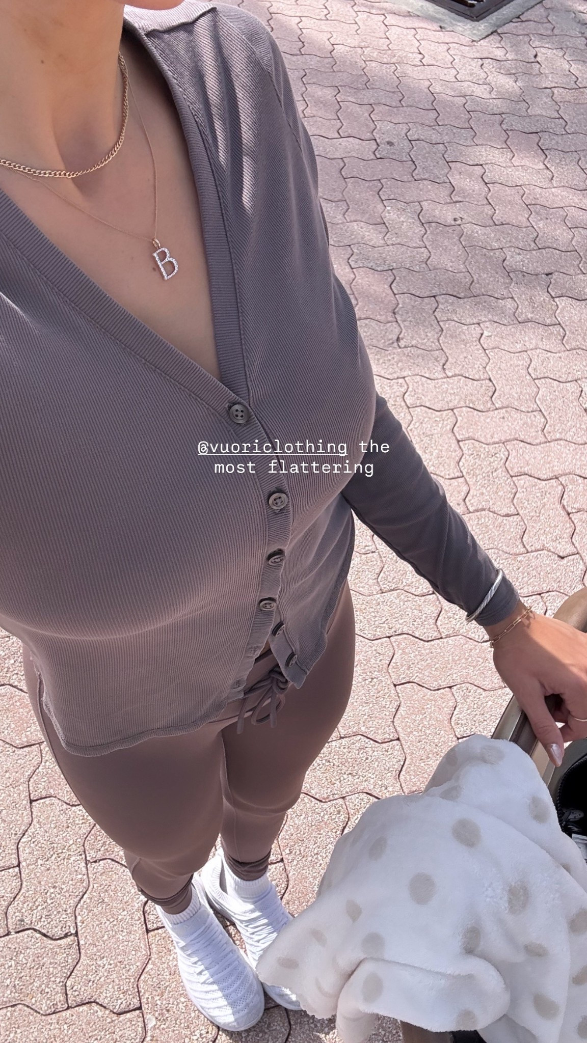 mom walk fit 🤍🤍

#LTKmomlife #LTKActive #LTKootd