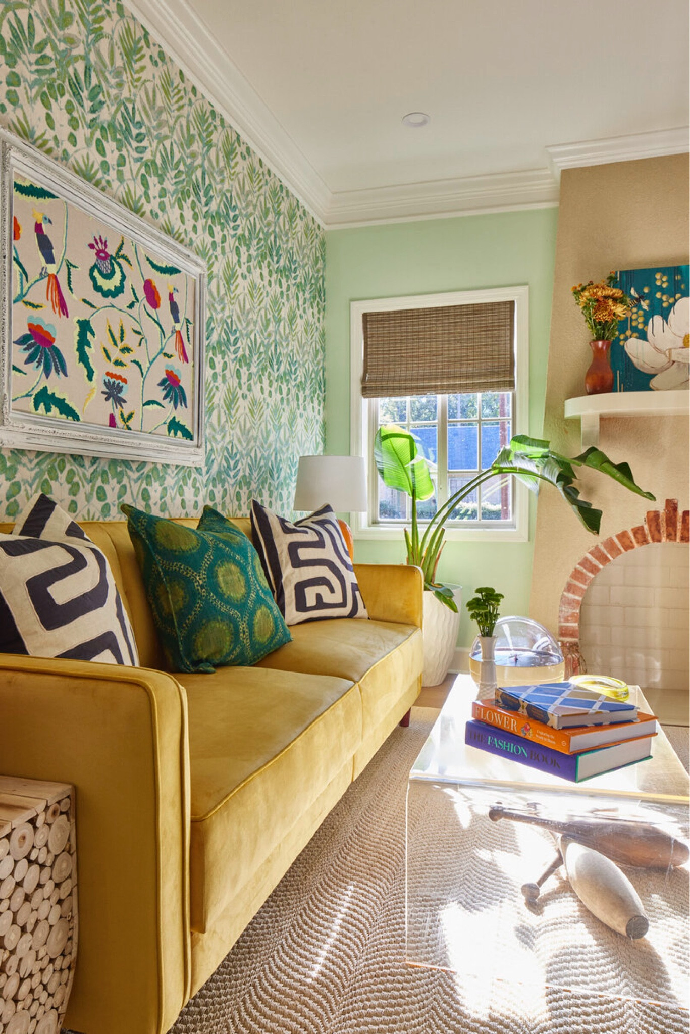 Bright decorative home space!

Home, home decor, decorative home, bright home decor, sofa, wallpaper


#LTKHome #LTKOver40 #LTKStyleTip